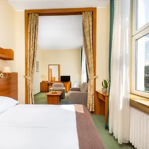 3* Otel Millennium