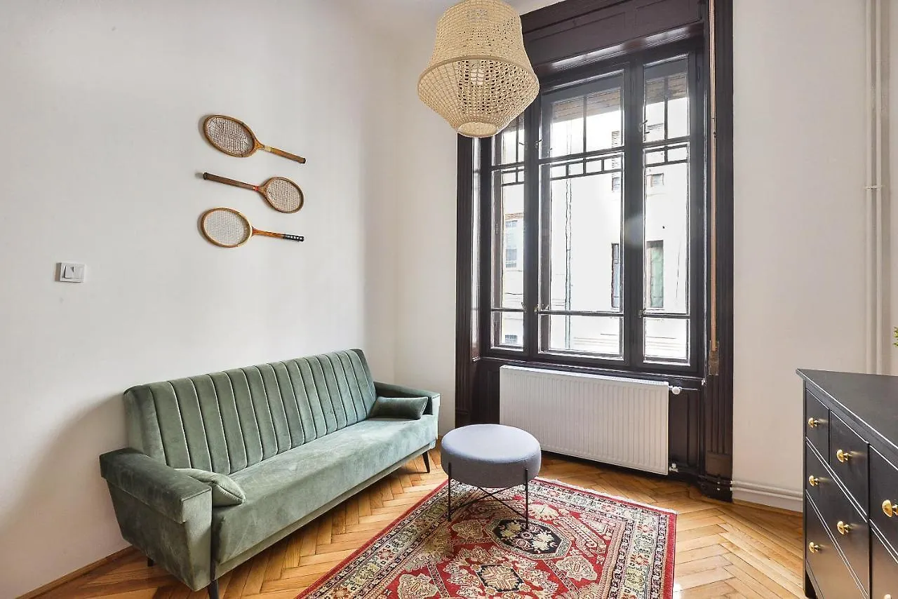 Lonyay Design Apartment Budapeşte Macaristan