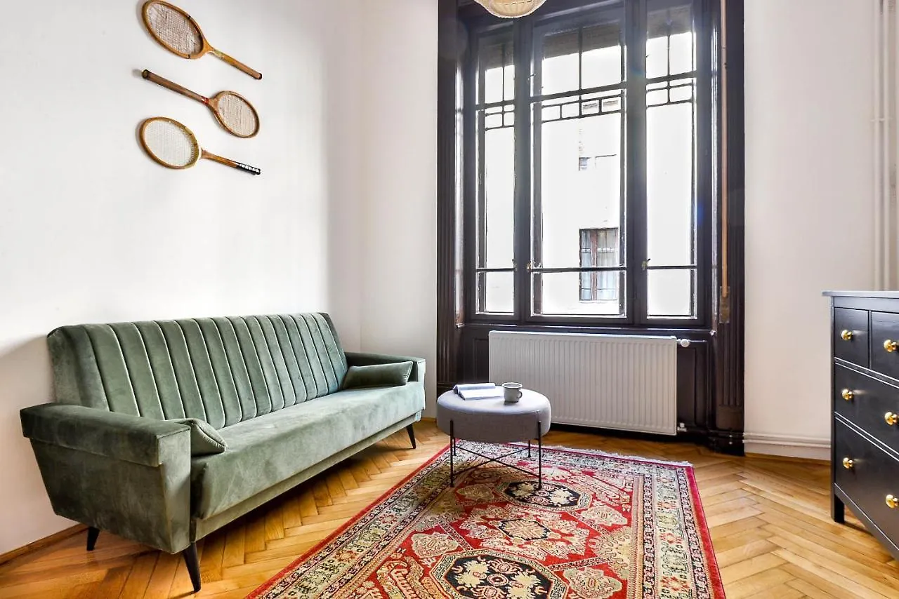 Lonyay Design Apartment Budapeşte Macaristan