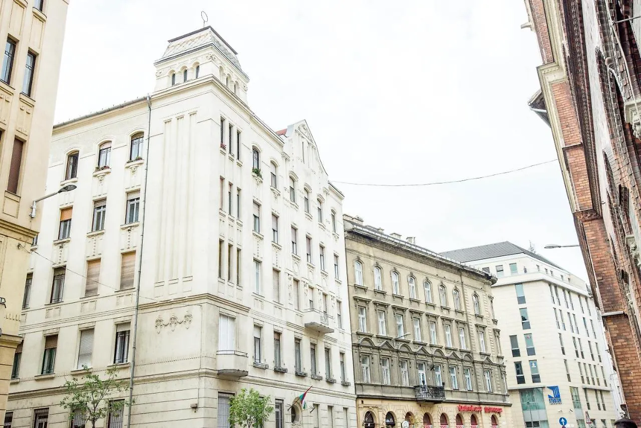 Lonyay Design Apartment Budapeşte 0*,  Macaristan